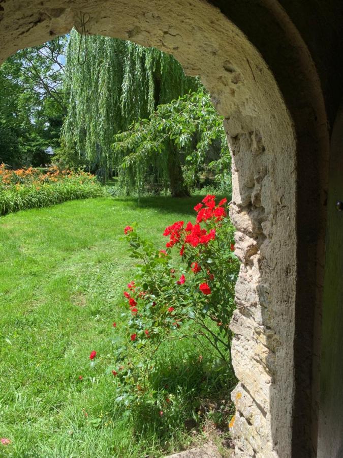 Moulin De Champrond -Montmirail -Sarthe Bed & Breakfast Exterior foto